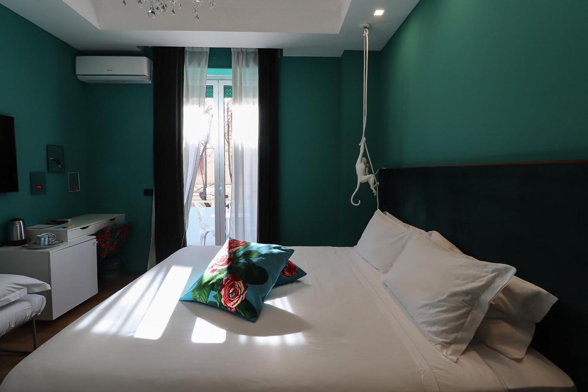 Aron Only Suites Bed And Breakfast Pescara Exteriér fotografie